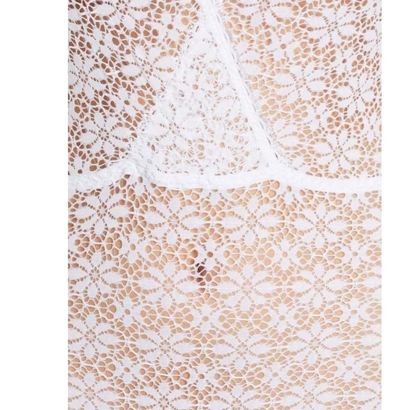 Lace Daisy bodysuit Large NWT - Picture 4 of 7